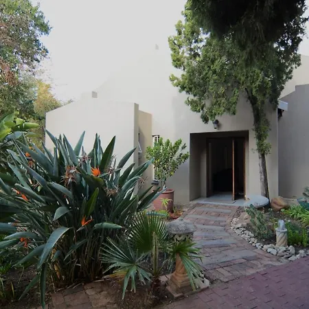 Pta East Guest Rooms-2